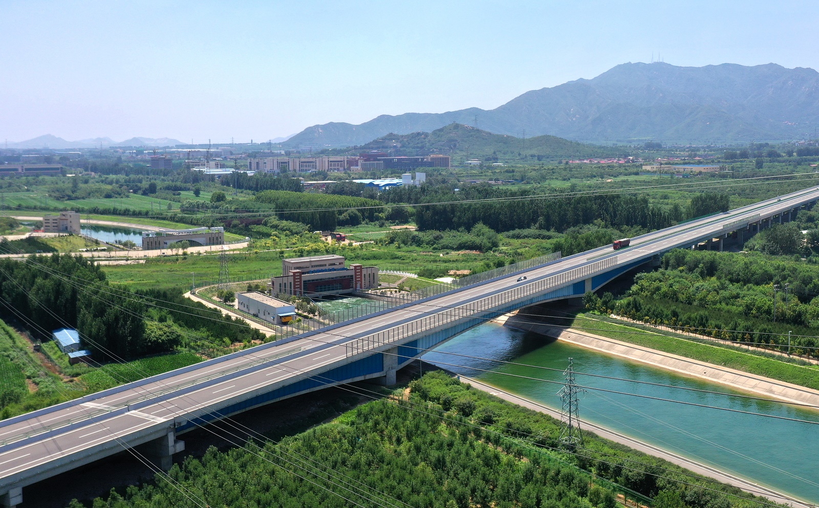 平赞高速跨南水北调大桥