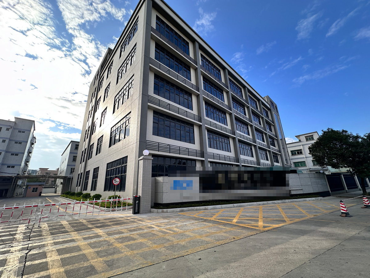 东莞蓝创电子磁悬浮中央空调节能改造安装工程